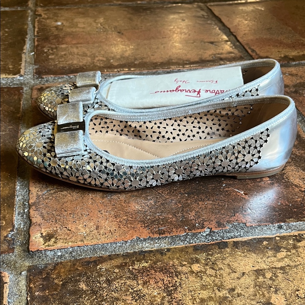 Salvatore Ferragamo Silver Floral Flats